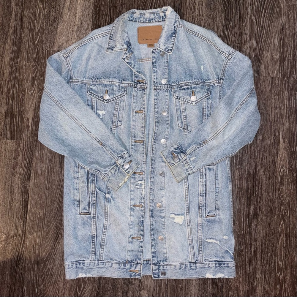 American Eagle Oversized Light Wash Denim Jacket